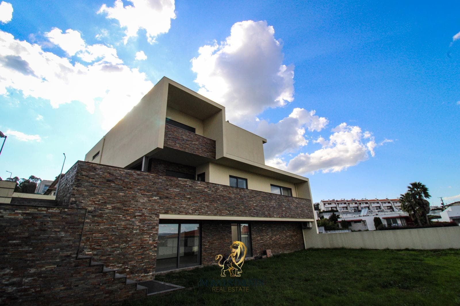 Property featured image